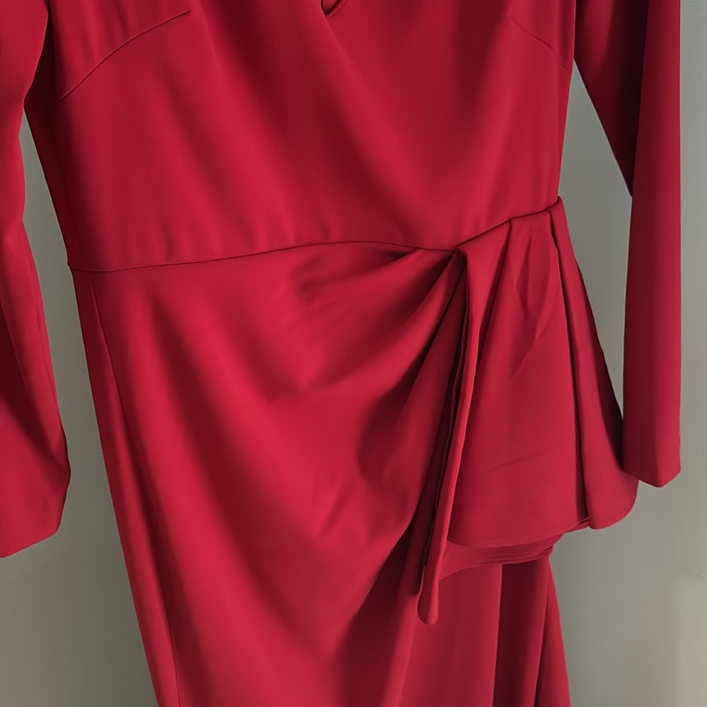 Badgley Mischka Red Long Sleeve Front Ruffle Gown Size  8 - Picture 6 of 11
